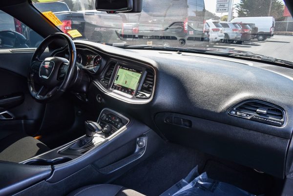 1003519012643563457_11