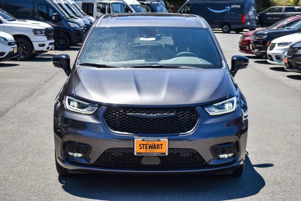 7650882774947323048_2